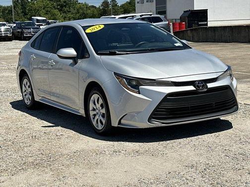 Classic Silver Metallic 2024 Toyota Corolla LE