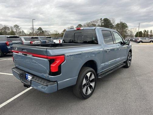 2023 Ford F-150 Lightning 