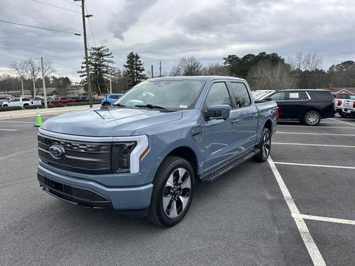 2023 Ford F-150 Lightning 