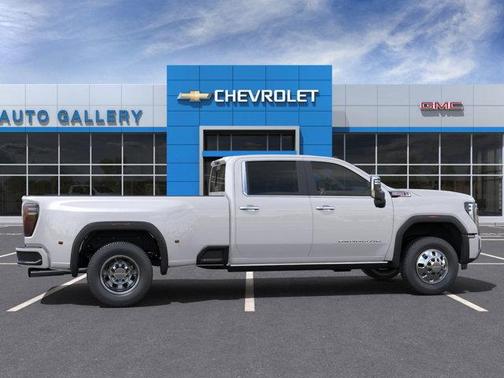 2025 GMC Sierra 3500 Denali