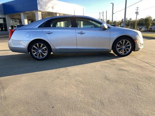 2014 Cadillac XTS Base