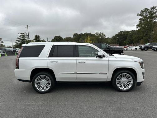 2018 Cadillac Escalade Platinum