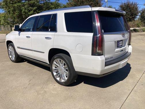 2018 Cadillac Escalade Platinum
