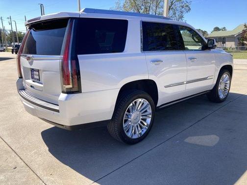2018 Cadillac Escalade Platinum