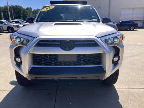 Classic Silver Metallic 2021 Toyota 4Runner Venture