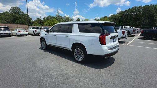 2023 GMC Yukon XL Denali Ultimate