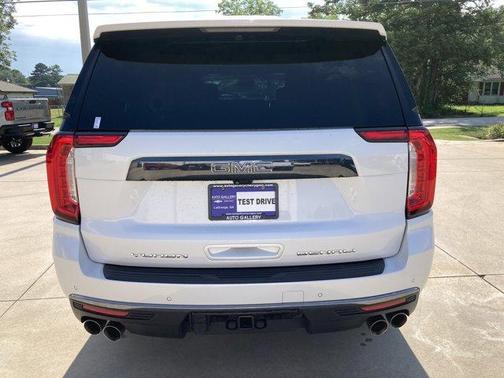 2023 GMC Yukon XL Denali Ultimate