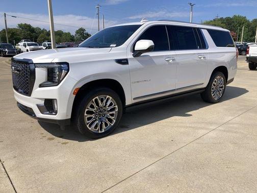 2023 GMC Yukon XL Denali Ultimate