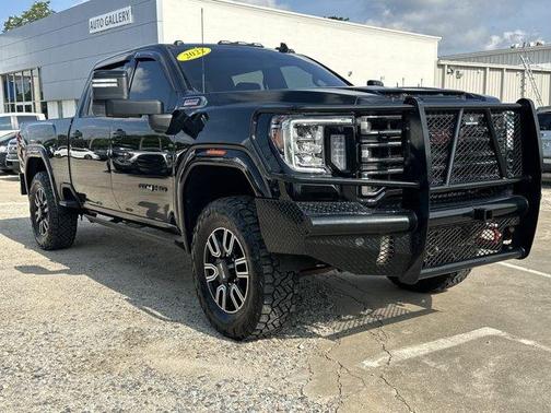 Onyx Black 2022 GMC Sierra 2500 AT4