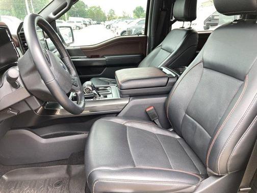 Oxford White 2023 Ford F-150 Lariat