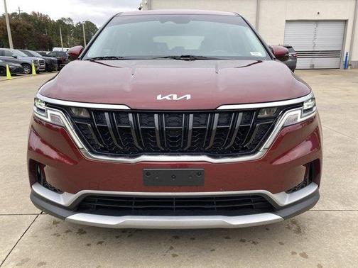 2023 Kia Carnival LX