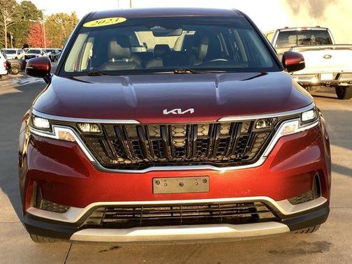 2023 Kia Carnival LX