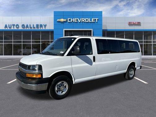 2024 Chevrolet Express 3500 LT