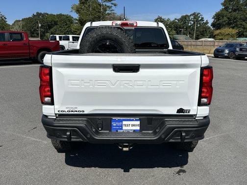 2025 Chevrolet Colorado ZR2