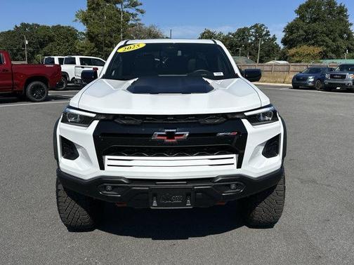 2025 Chevrolet Colorado ZR2