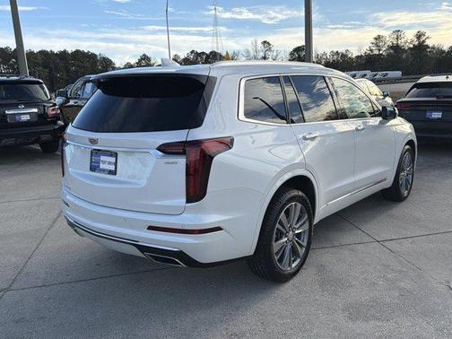 2022 Cadillac XT6 Premium Luxury AWD
