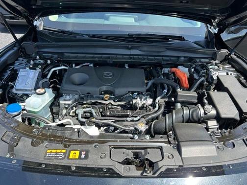 2025 Mazda CX-50 Hybrid Preferred Package
