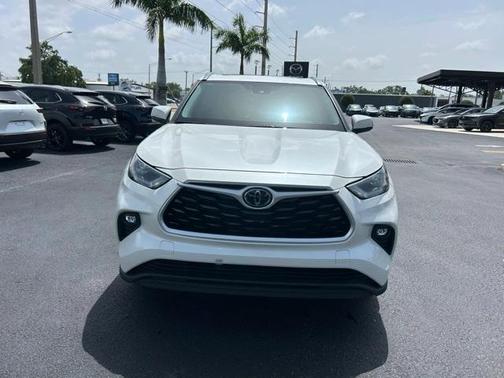2021 Toyota Highlander XLE