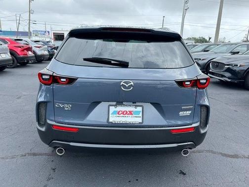 2025 Mazda CX-50 2.5 S Select Package