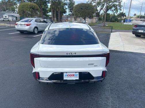 2025 Kia K4 GT-Line Turbo