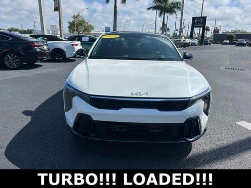 2025 Kia K4 GT-Line Turbo