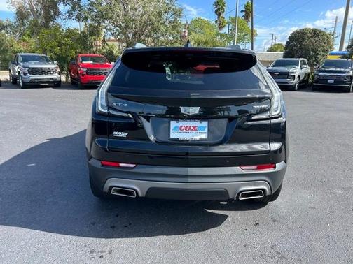 2021 Cadillac XT4 Premium Luxury