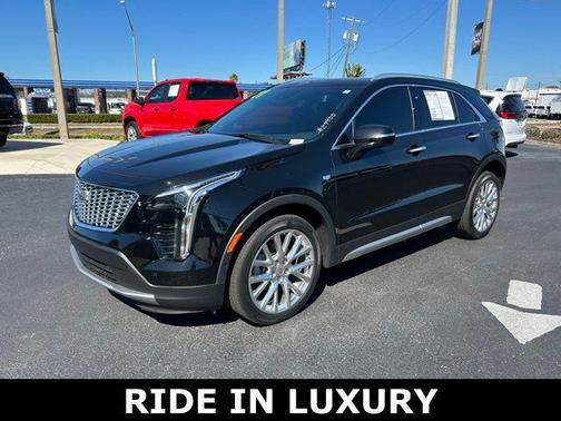 2021 Cadillac XT4 Premium Luxury
