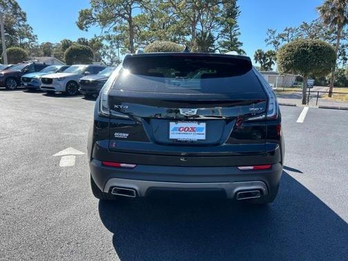 2021 Cadillac XT4 Premium Luxury