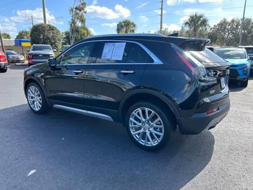 2021 Cadillac XT4 Premium Luxury