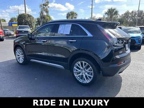 2021 Cadillac XT4 Premium Luxury