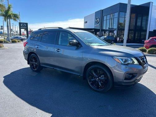 2018 Nissan Pathfinder SL