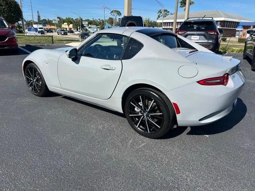 2025 Mazda MX-5 Miata RF Grand Touring