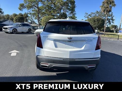 2021 Cadillac XT5 Premium Luxury