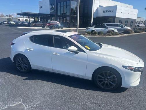 2023 Mazda Mazda3 FWD w/Preferred Package