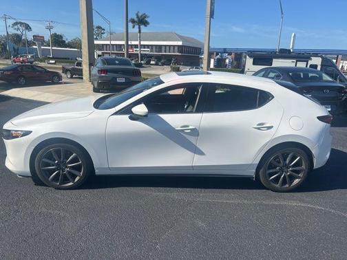 2023 Mazda Mazda3 FWD w/Preferred Package