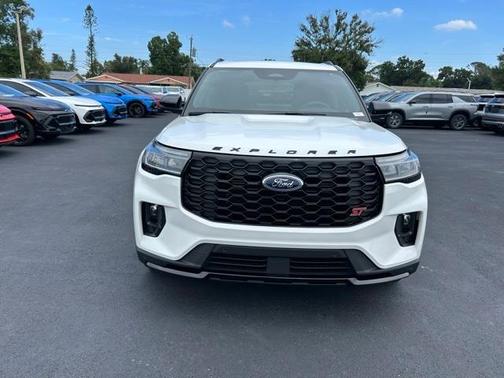 2025 Ford Explorer ST