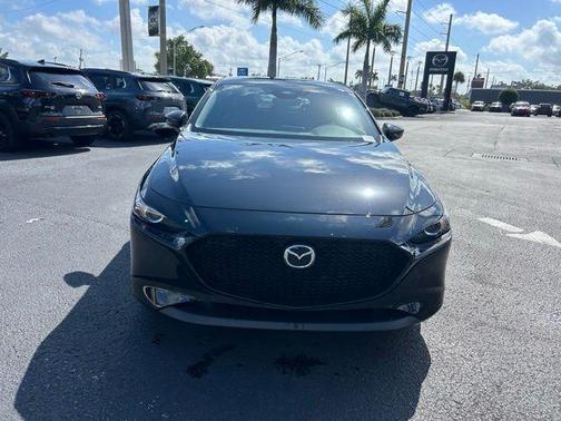 Jet Black Mica 2026 Mazda Mazda3 2.5 S Carbon Edition