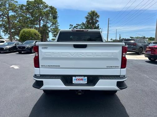 2022 Chevrolet Silverado 1500 Custom
