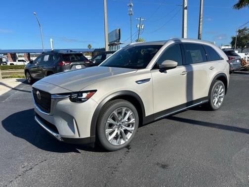 2026 Mazda CX-90 Premium Plus