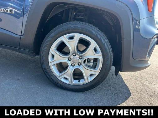 Slate Blue Pearlcoat 2022 Jeep Renegade Limited