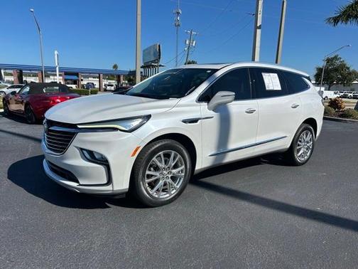 2023 Buick Enclave Premium