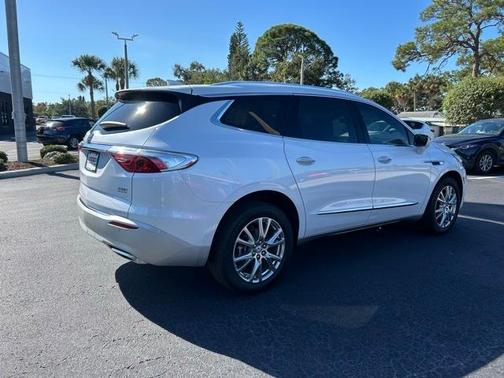 2023 Buick Enclave Premium