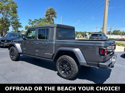 Granite Crystal Clearcoat Metallic 2022 Jeep Gladiator Sport