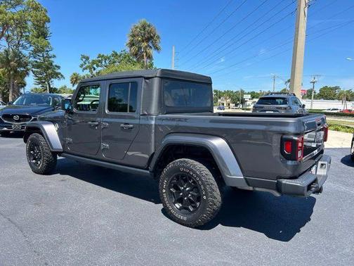 Granite Crystal Clearcoat Metallic 2022 Jeep Gladiator Sport