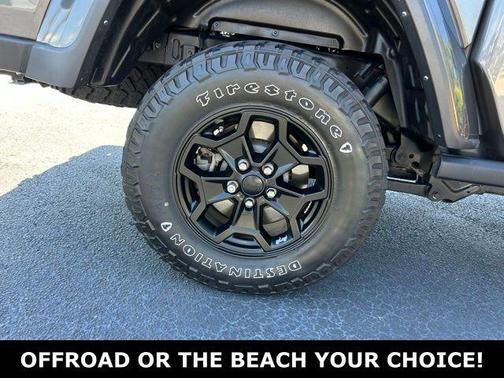 Granite Crystal Clearcoat Metallic 2022 Jeep Gladiator Sport