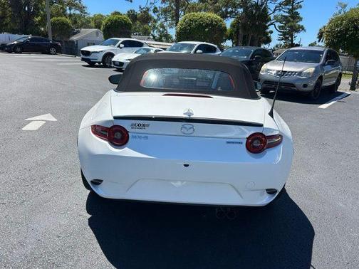 Snowflake White Pearl 2026 Mazda MX-5 Miata Grand Touring