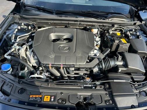 2025 Mazda Mazda3 FWD w/Preferred Package