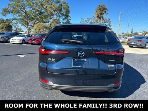 2025 Mazda CX-90 SE