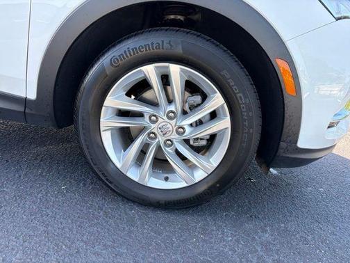 Summit White 2024 Buick Envista Preferred