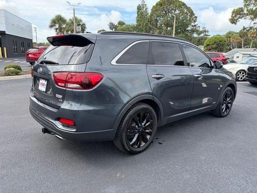 Gray 2020 Kia Sorento S